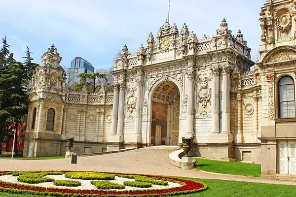 İstanbul Hakkında: Tarih, Kültür ve Turistik Yerler